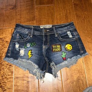 Shorts with embroidery